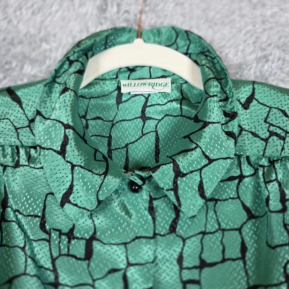 Vtg 80s Green Black Chiffon Top Willow Ridge Button Front High Neck Textured Dot - Picture 2 of 9